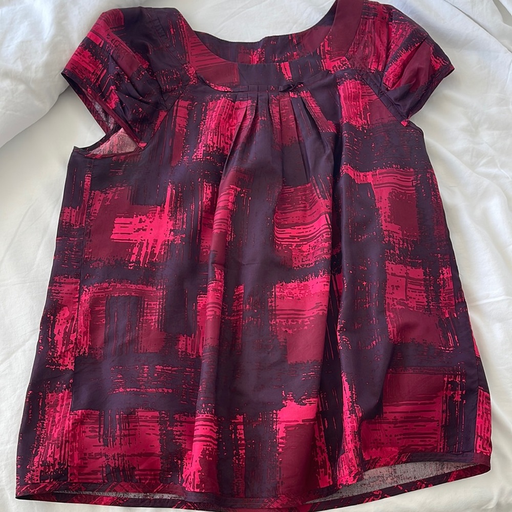 BCBG summer top